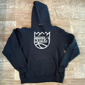 Sacramento Kings, black hooded sweatshirt
